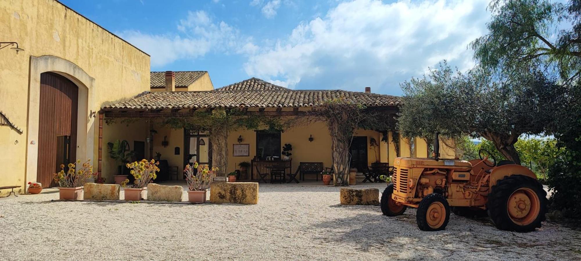 Agriturismo Baglio Vecchio Castelvetrano Bagian luar foto
